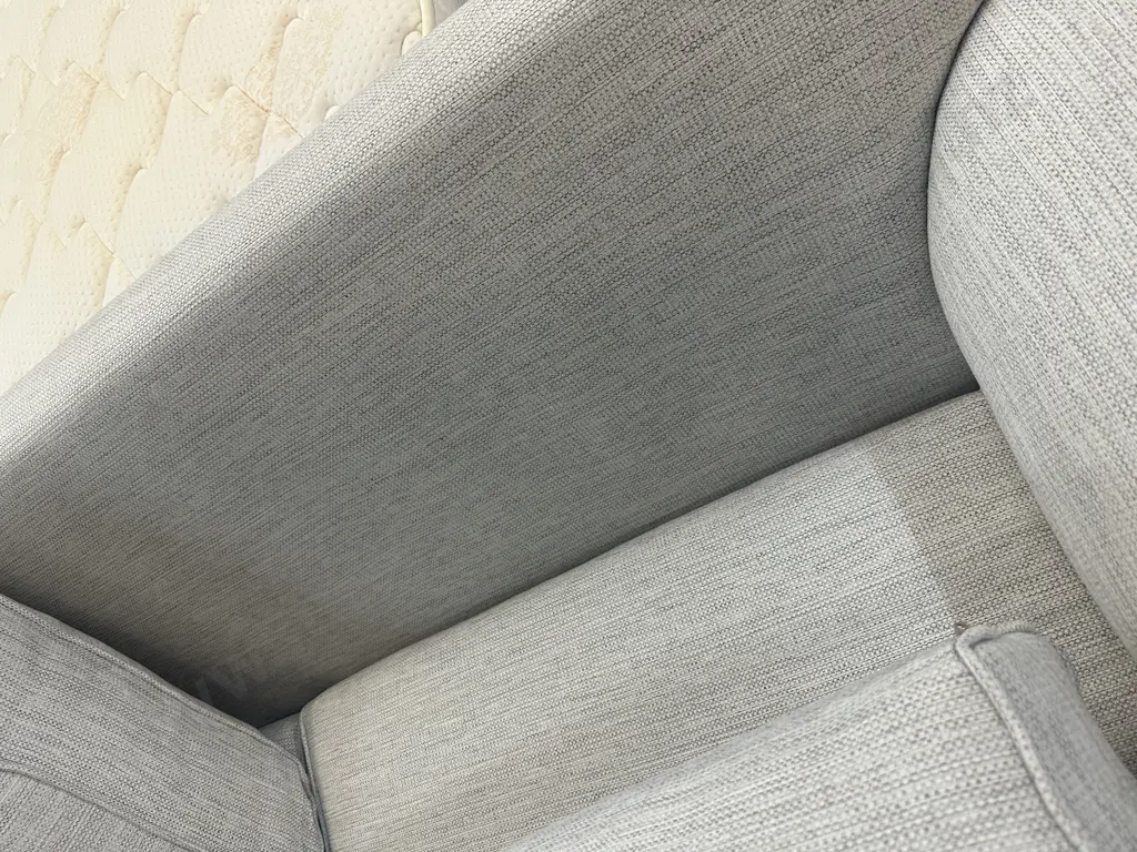 Cream Flecked Two Seater Sofa W220cm. Image 1++
