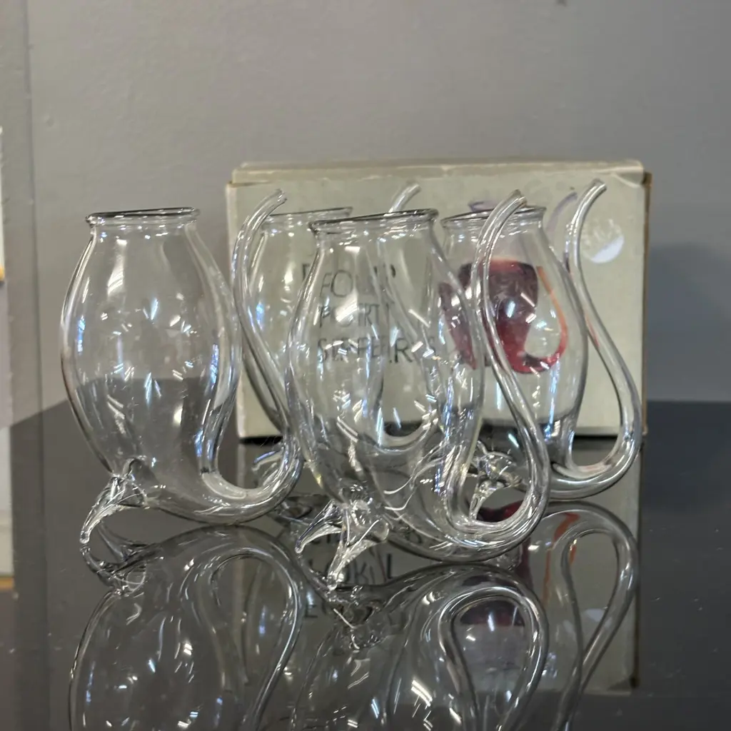 Vintage Boxed set of four Port Sippers Image 1++