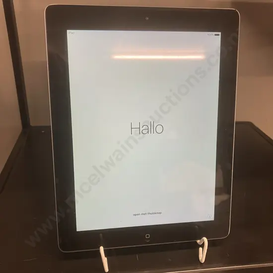 Apple iPad 4th Gen A1458 16GB