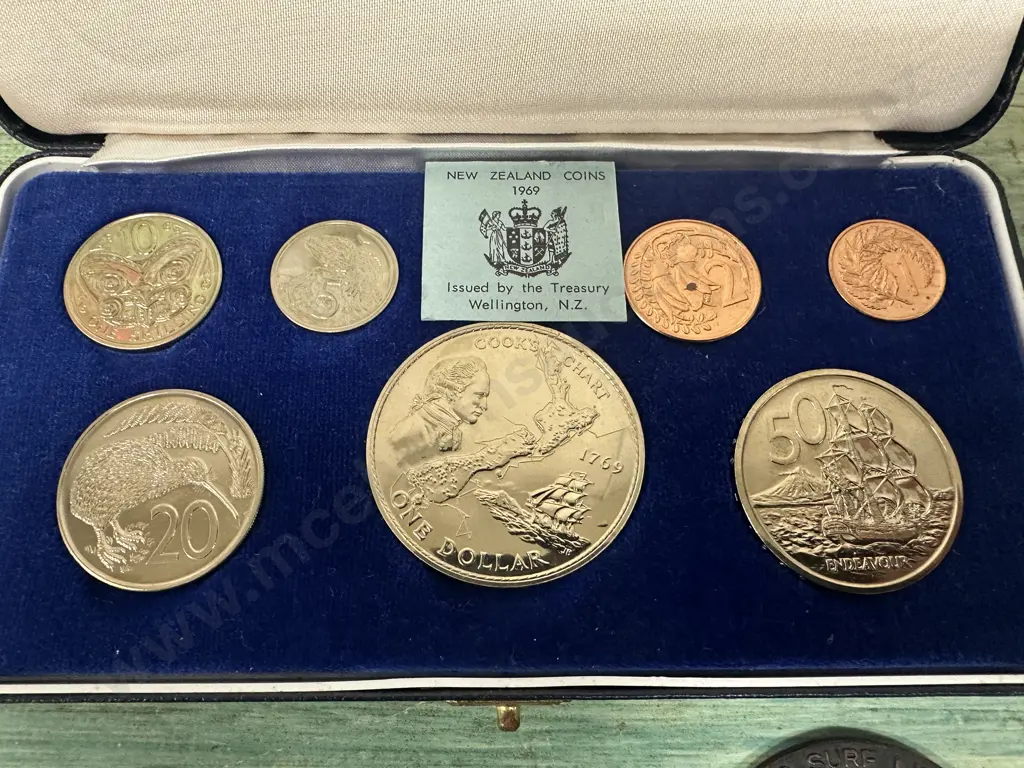 1969 Boxed New Zealand Coin Set & Decorative Medals Including Royal Visit & Life Saving Image 1++