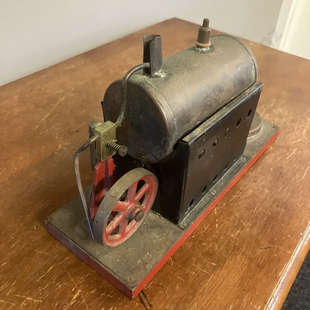 Vintage Model Stationary Steam Engine. H15 W25.5 D9.5cm Image 1++