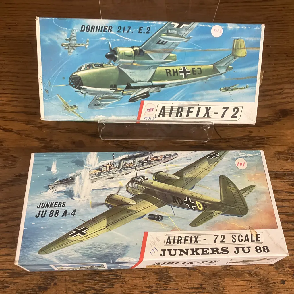 Vintage Airfix Junkers Ju 88 A-4 #387 1964 & Dornier 217. E.2 #383 1963 1/72 Scale Series 3 Model Kits  - England 1964 Image 1++