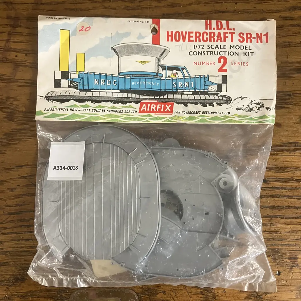 Rare Collectable Airfix H.D.L. Hovercraft SR-N1 Series 2 Kit, 1/72 scale, Pattern 287. Factory Bagged - England 1960 Image 1++