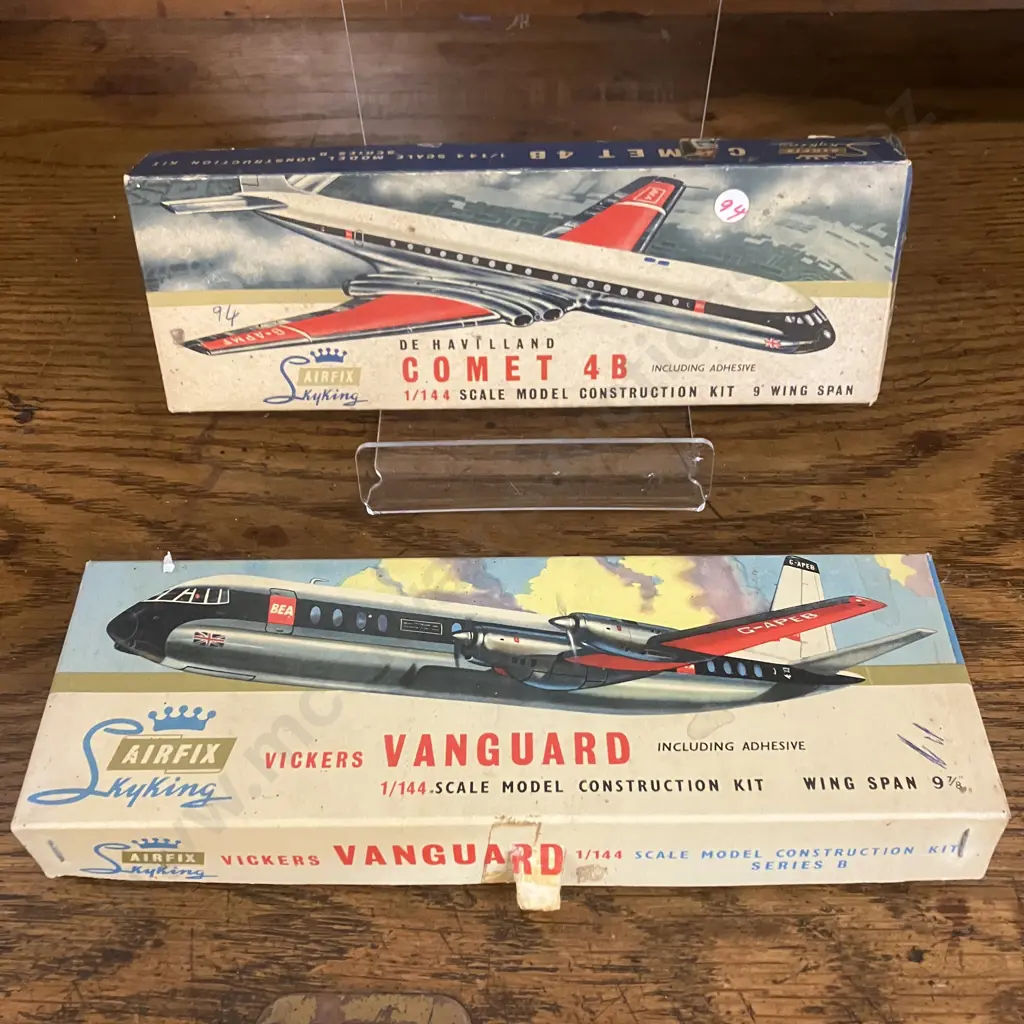 Vintage Airfix SkyKing 1/144 Scale De Havilland Comet 4B #SK500 1961 & Vickers Vanguard #SK501 1962 Model Kits - England Image 1++