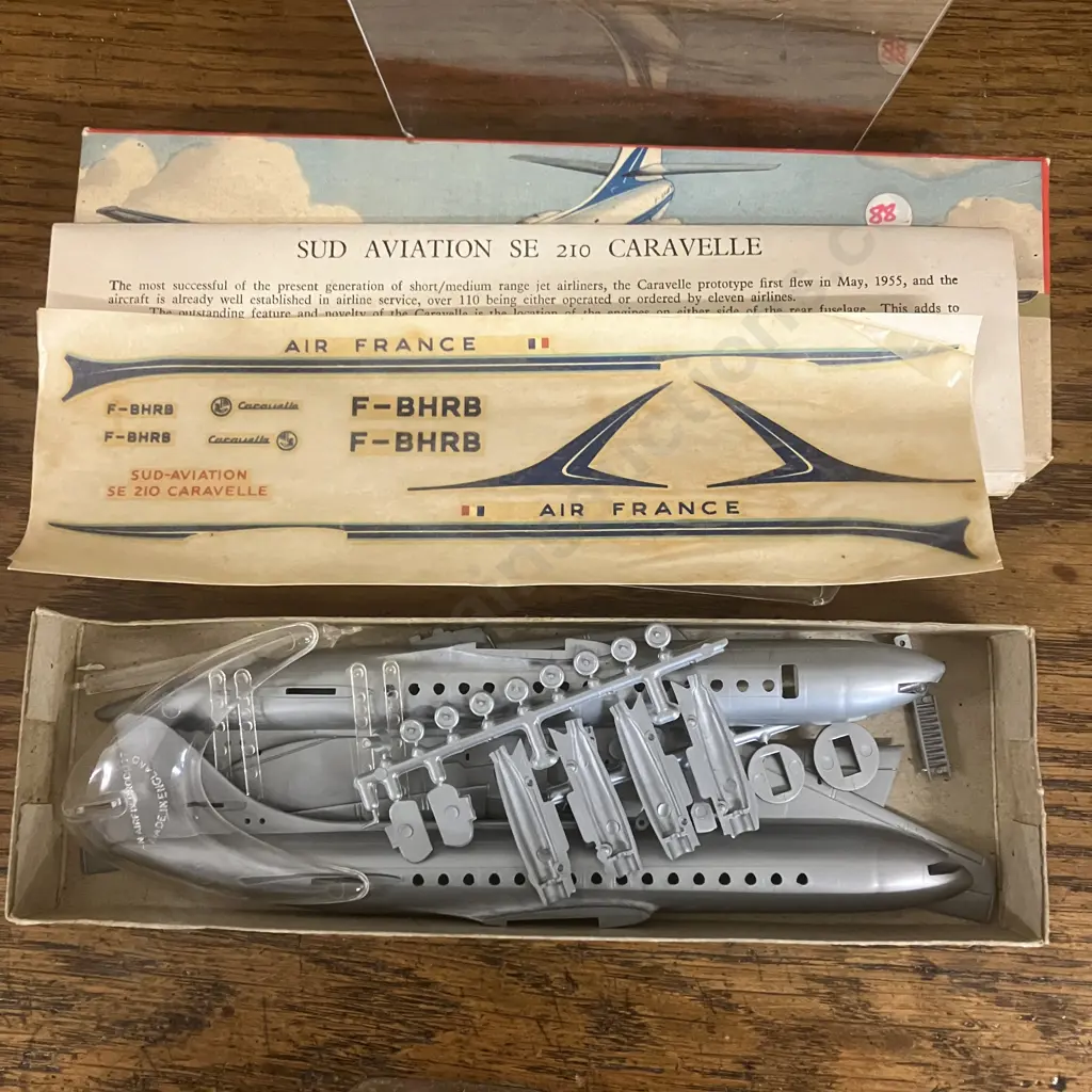Vintage Airfix SkyKing 1/144 Sud-Aviation SE 210 Caravelle #SK400 1961 & Vickers Vanguard #SK501 1962 Kits - England Image 1++