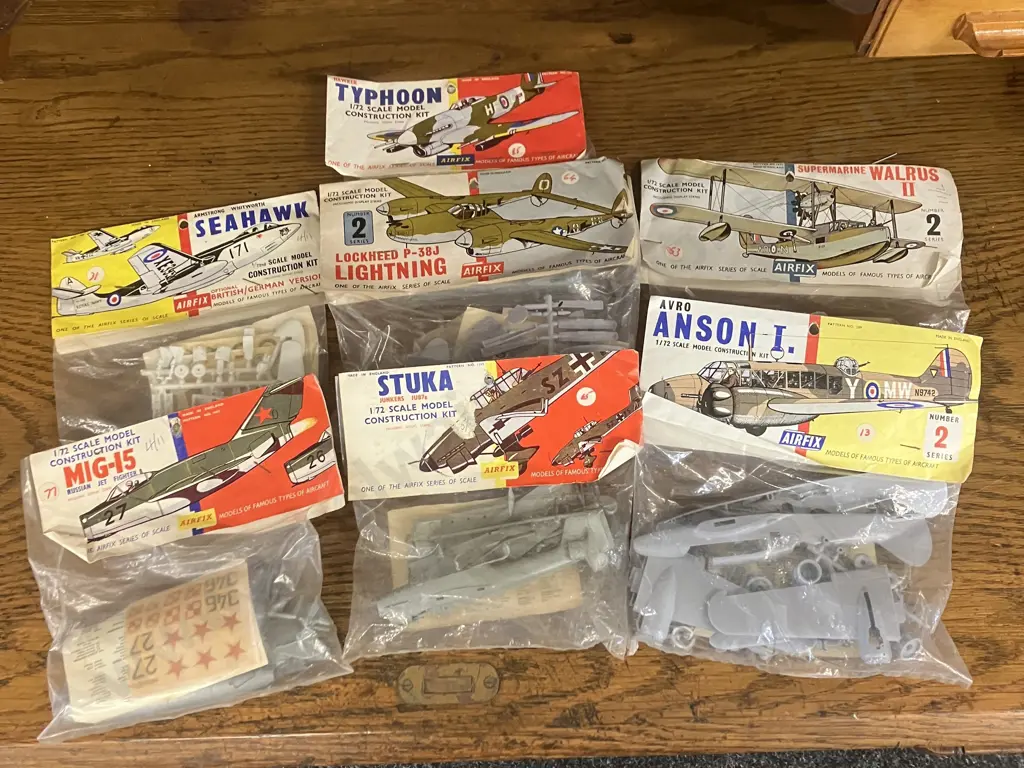 Vintage Airfix 1/72 Scale Model Kits x 7 In Hanging Bags Image 1++