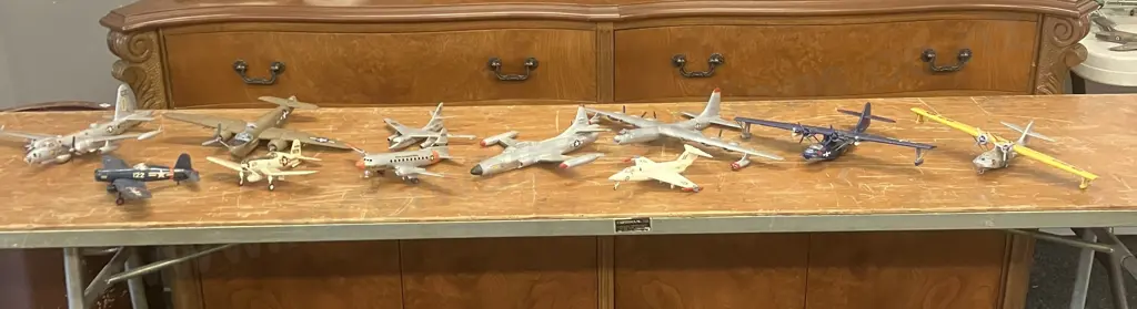 Assorted USAF Aircraft Models (Some As Found) Image 1++