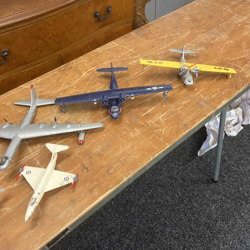 Assorted USAF Aircraft Models (Some As Found) Image 1++
