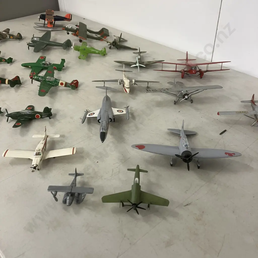 Assorted Aircraft Models - Japan, Canada Etc (Some As Found) Image 1++