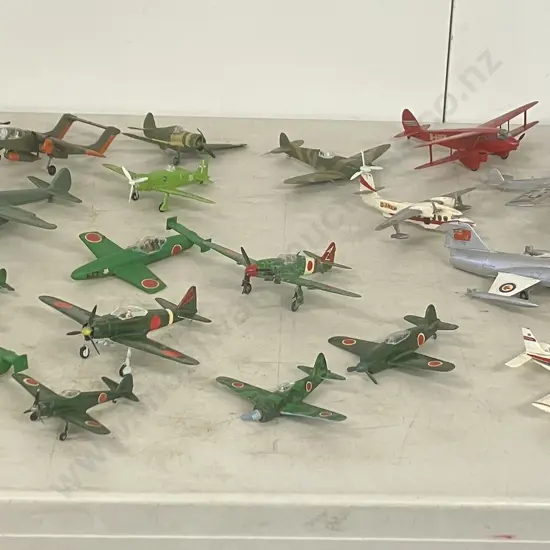 Assorted Aircraft Models - Japan, Canada Etc (Some As Found)