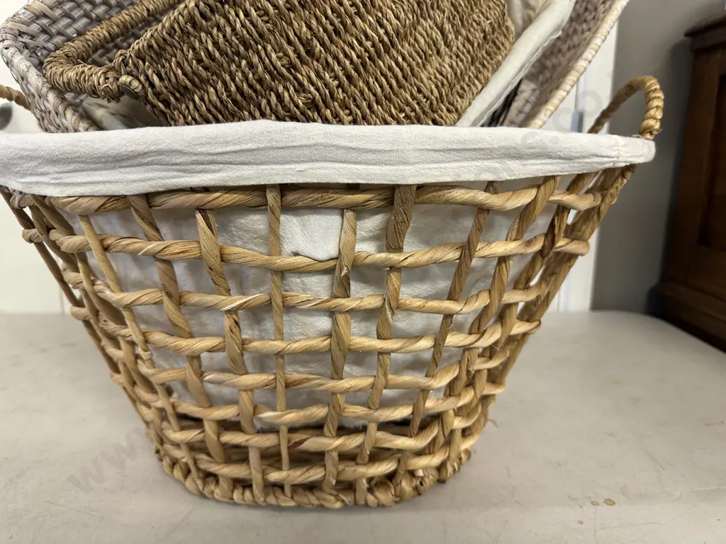 Assorted Cane Baskets Including Utensil Holder Etc Image 1++