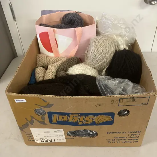 Box Lot Wool, Projects Etc