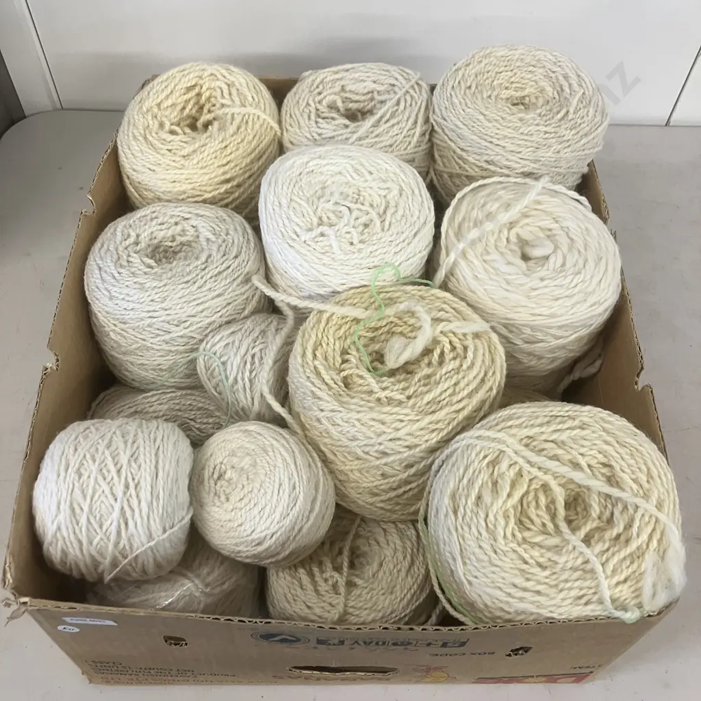Box Lot Assorted Wool Image 1++