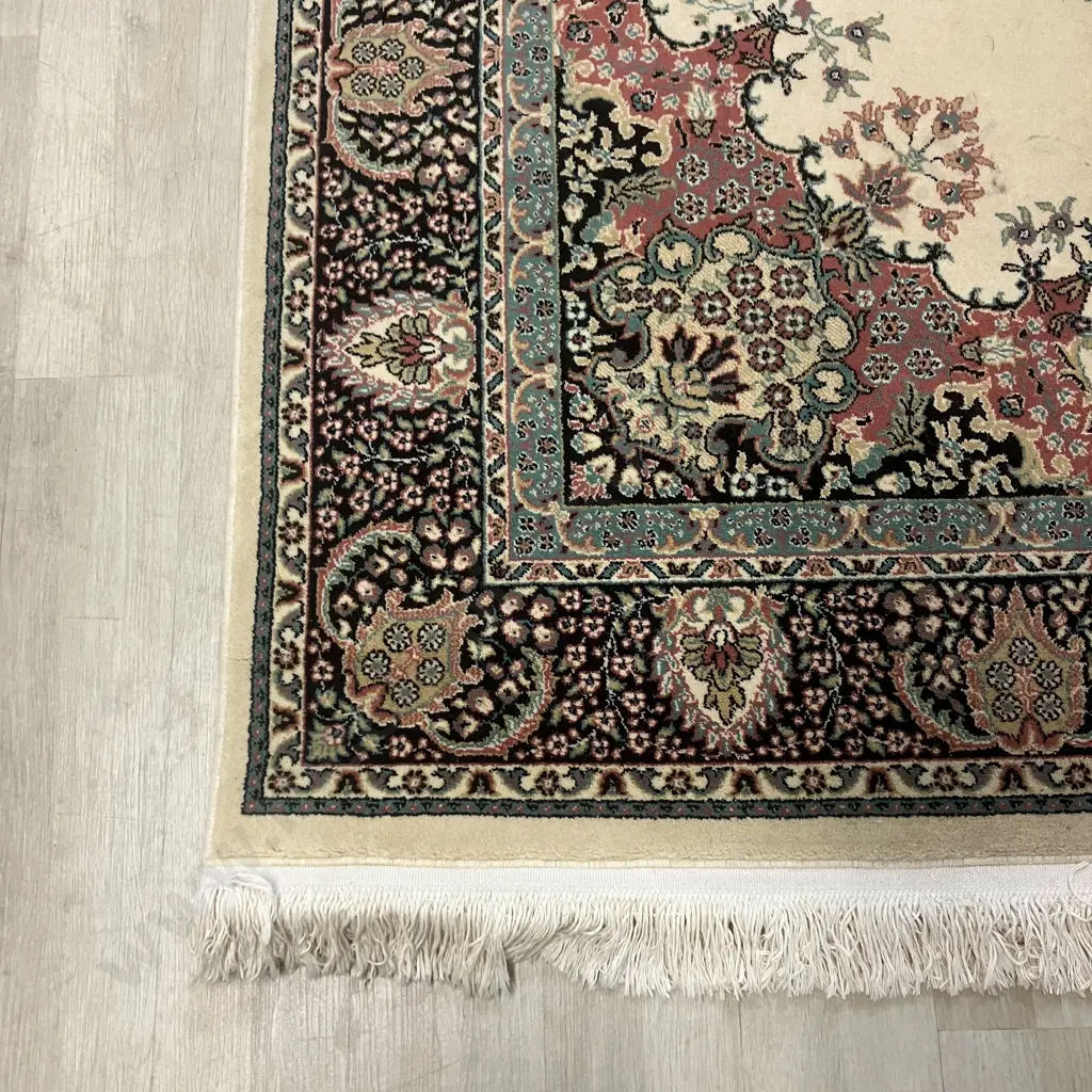 Turkish Carpet 'Super Istanbul' Persian Look Pattern With Pastel Tones & Tassels. 170 x 255cm Image 1++