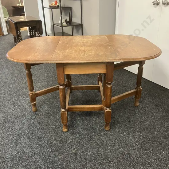 Vintage Oak Folding Gateleg Table. W92 D56 to 135cm