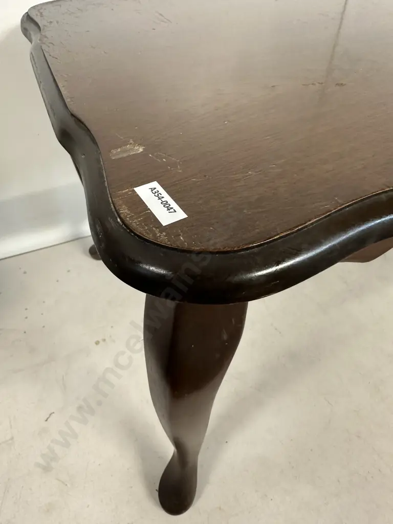 Queen Anne Style Mahogany Effect Coffee Table, Cabriole Legs. H44 W111 D50cm Image 1++