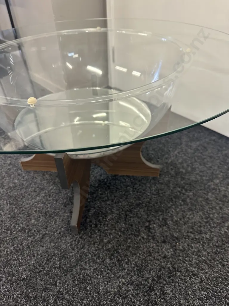 Mid Century Mirrored Fish Bowl Coffee Table Image 1++