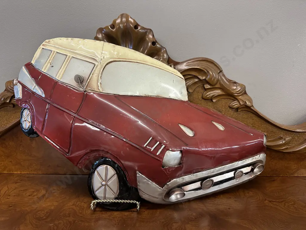 Wall Hung Metal Car (af to hook) Image 1++