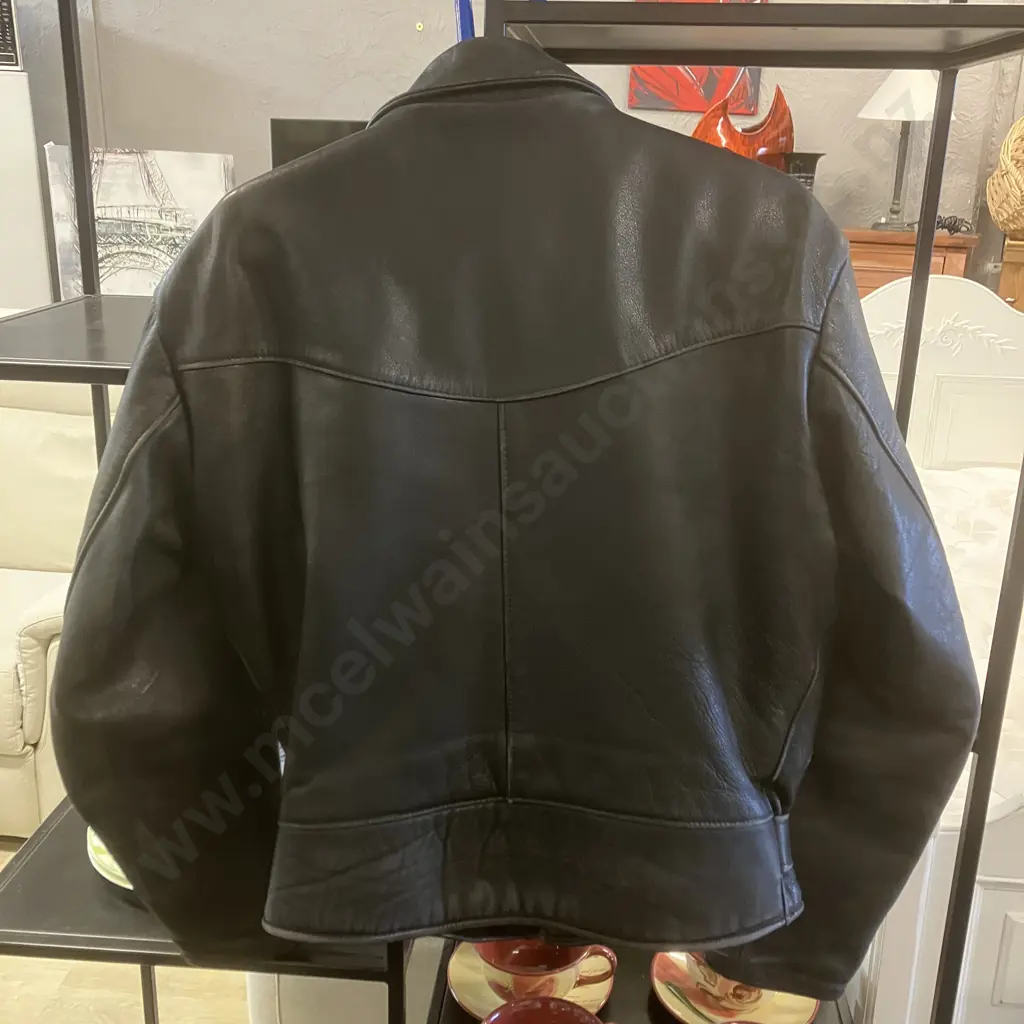 New Zealand Made Jet Leather Genuine Cowhide Black Leather Mens Jacket With Brass Harley Davidson Buckle - Size M Image 1++