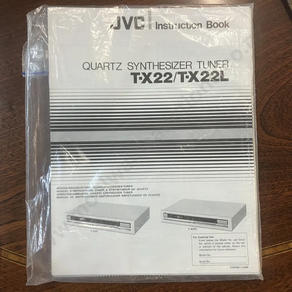 JVC Stereo With QL-A200 Turntable, A-X40 Amplifier Seperate Component Stereo With Polk Audio RTi4 Bookshelf Speakers Image 1++