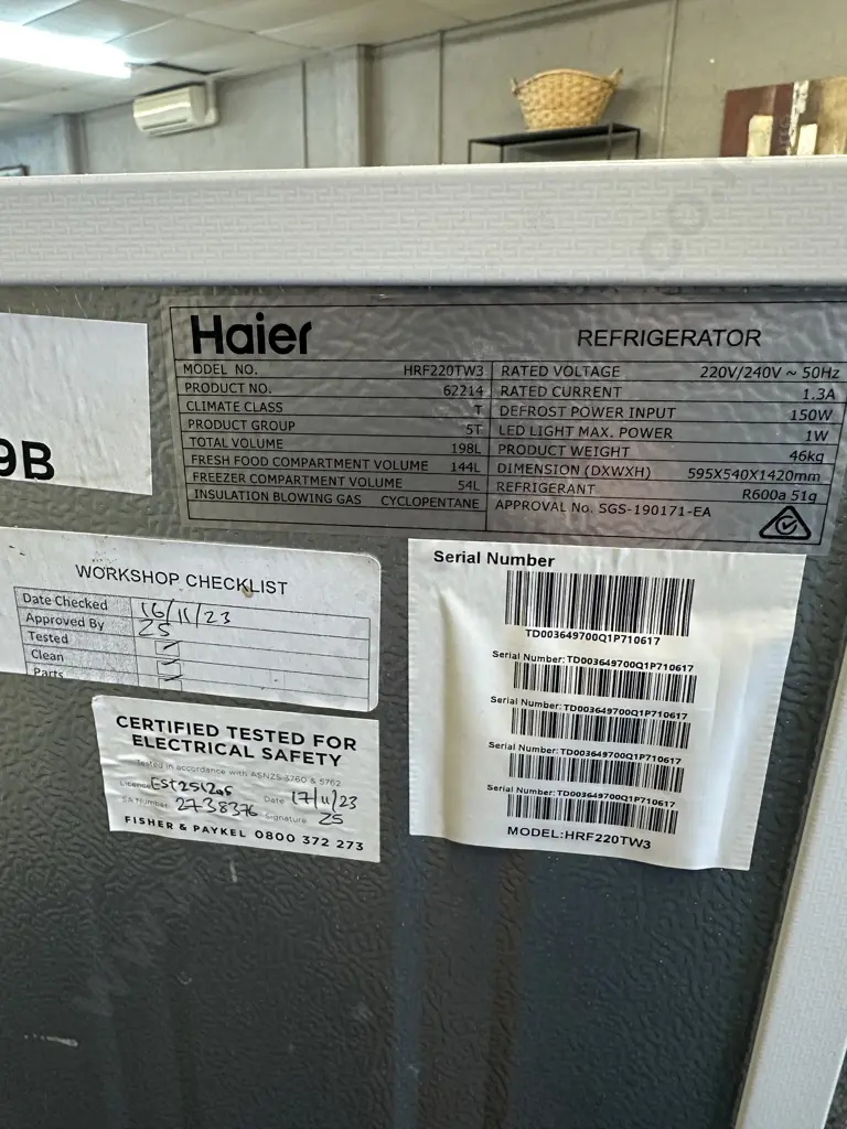 Haier 197 Litre Top Mount Fridge Freezer Model HRF220TW3 - White Image 1++