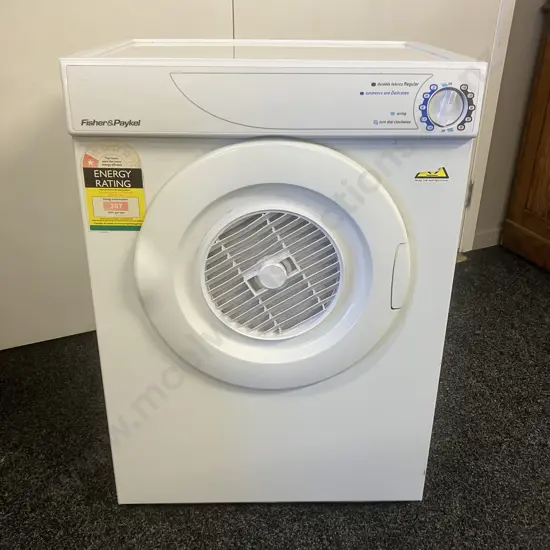 Fisher & Paykel 4.5Kg AD39 Tumble Dryer. #RIN122466