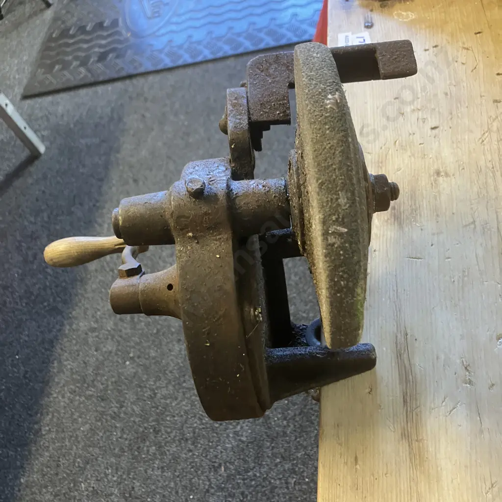 Vintage Clamp On Hand Bench Grinder Image 1++