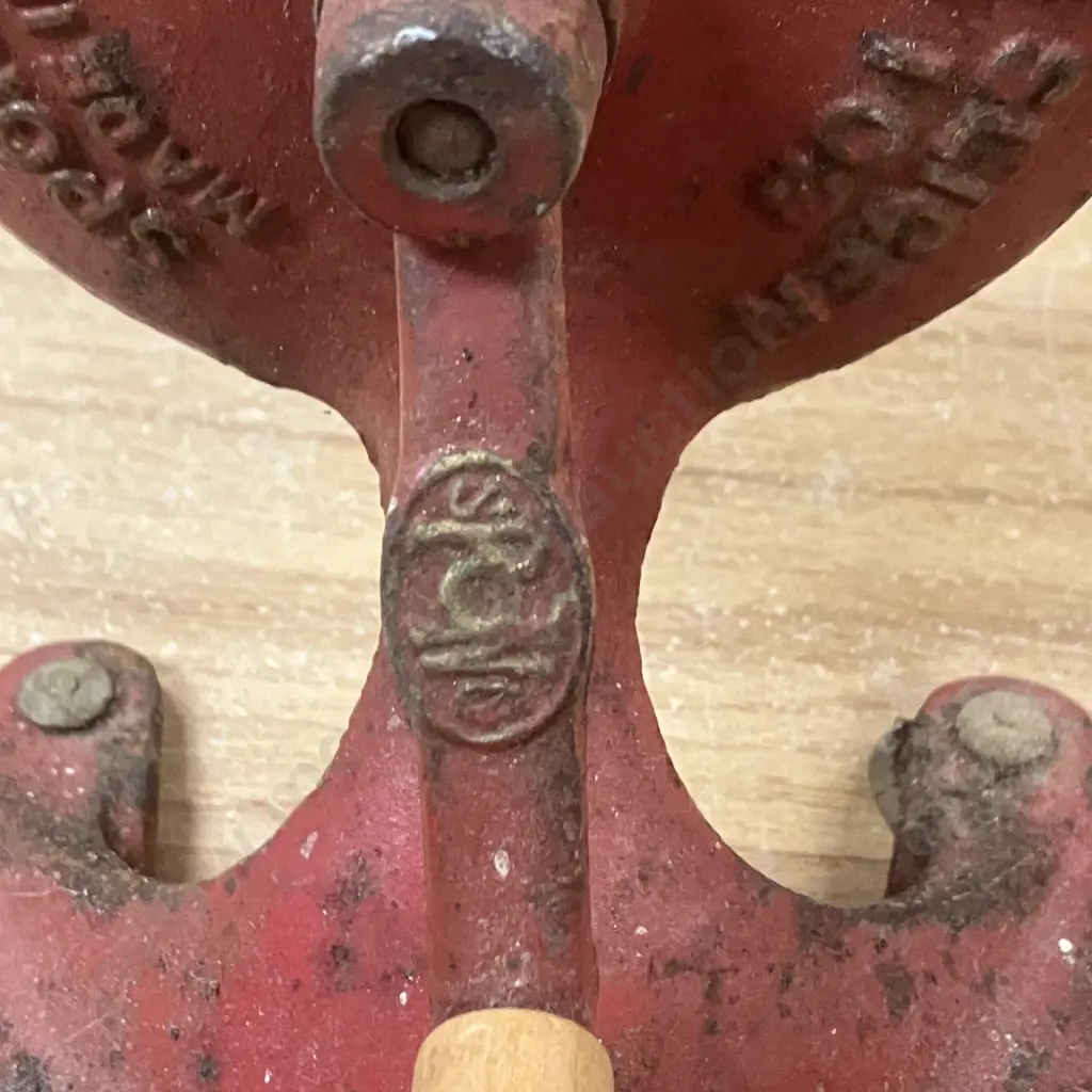 Vintage Red Spong and Co - England No. 103 Bean Slicer Image 1++