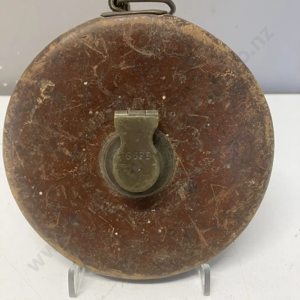 Chesterman 66ft Leather Tape Measure Image 1++