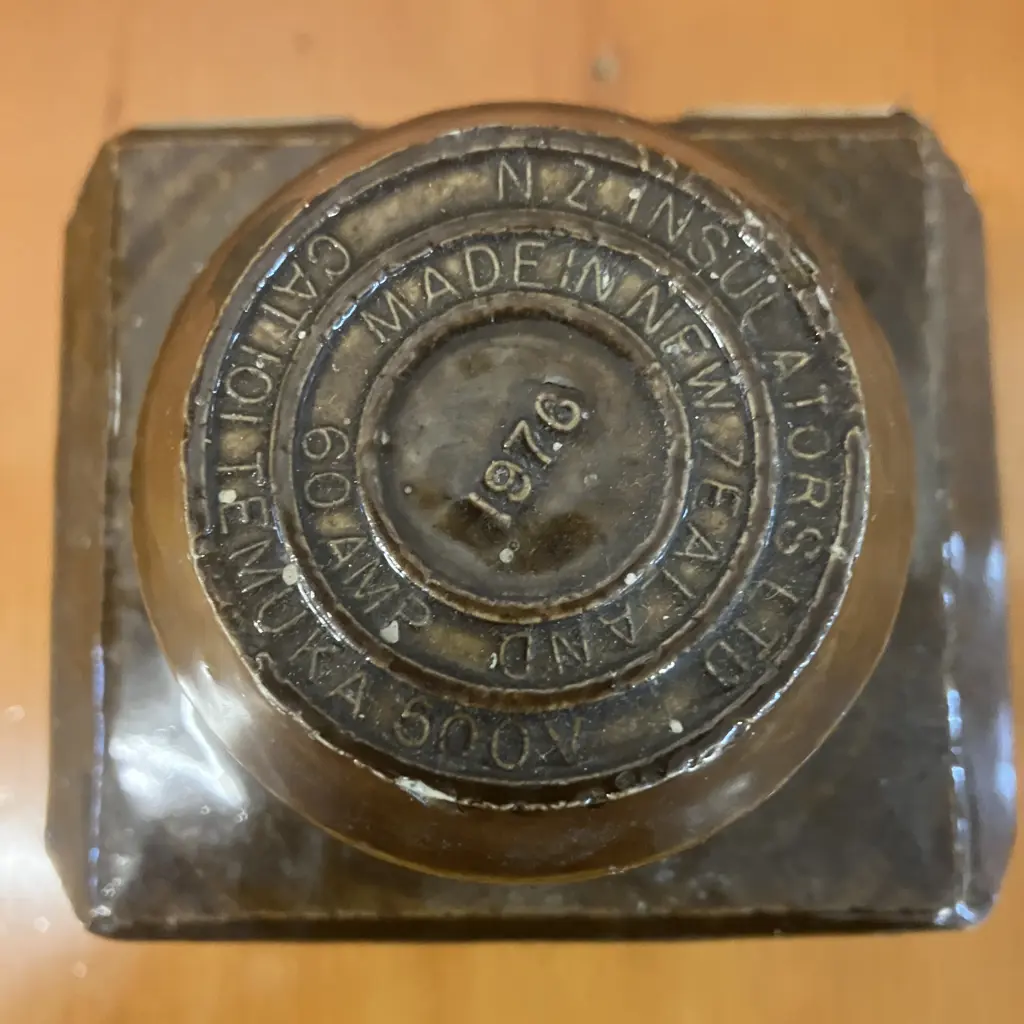 Collectable NZ Insulators Ltd Temuka Brown Glazed Insulator Stamped 1976 Image 1++