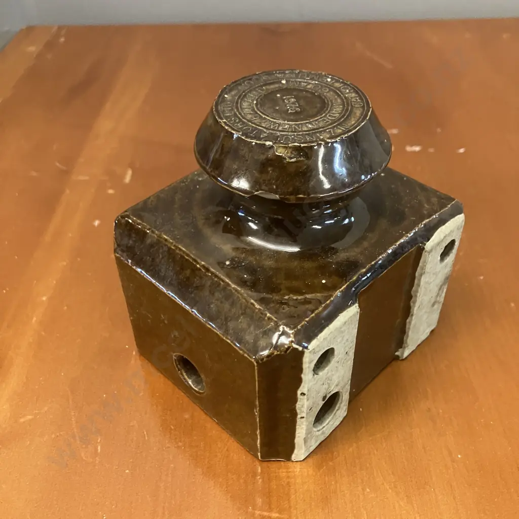 Collectable NZ Insulators Ltd Temuka Brown Glazed Insulator Stamped 1976 Image 1++