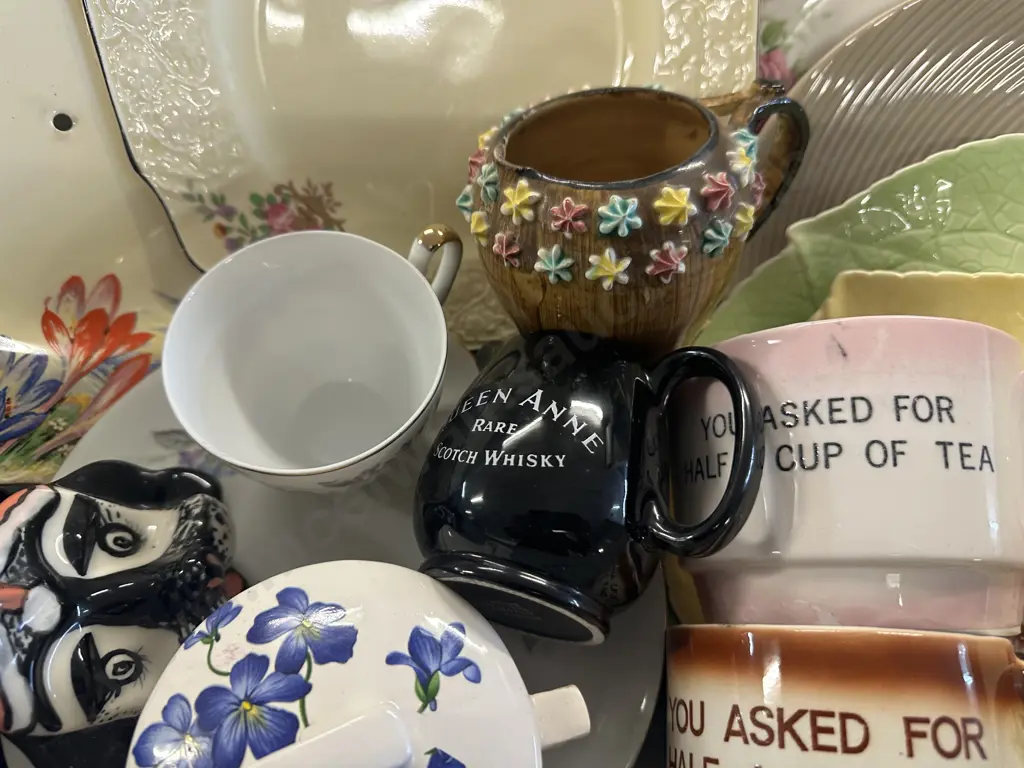 Assorted China And Ornaments Including Myott Etc Image 1++