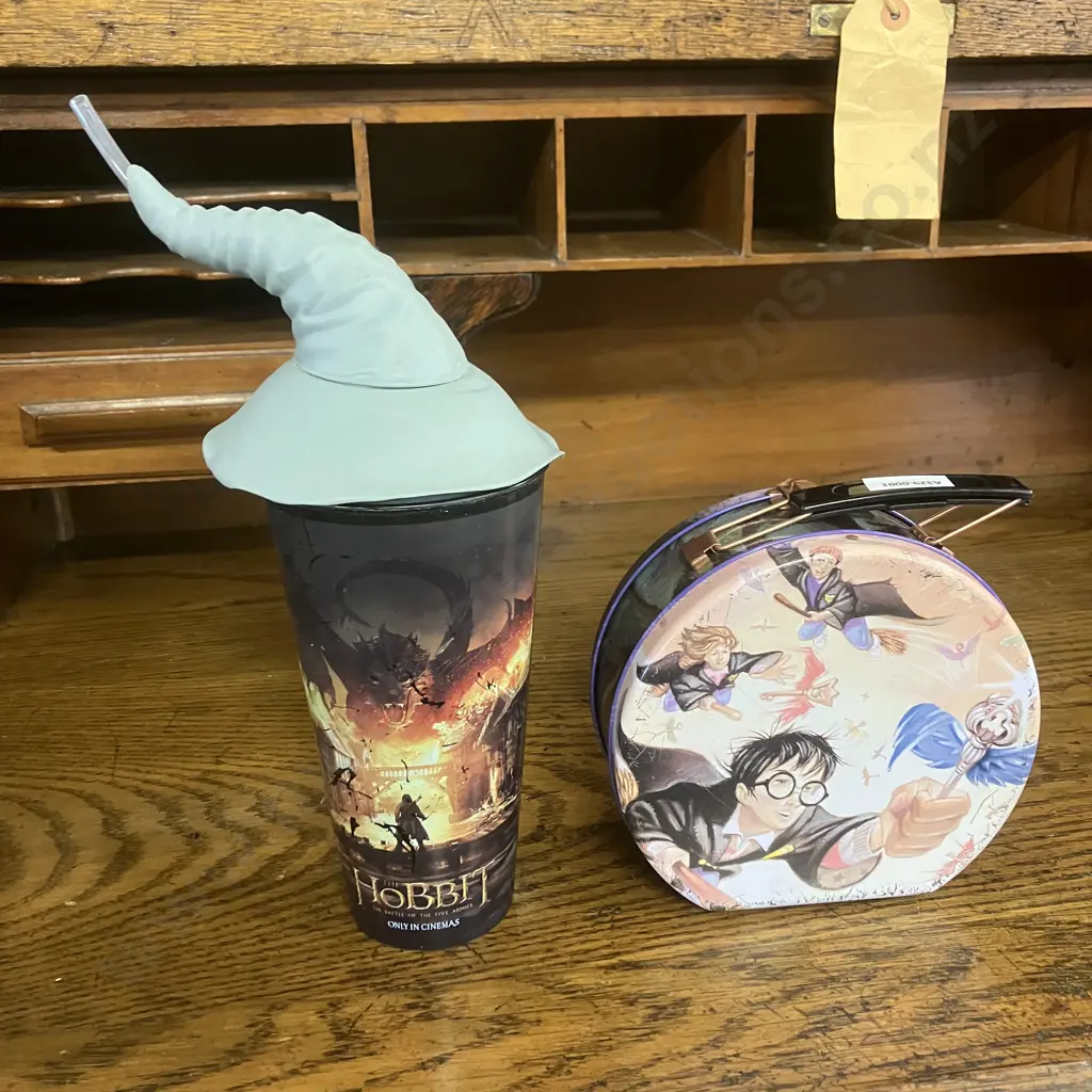 The Hobbit The Battle Of The Five Armies Promo Hoyts Cinema Cup 2014 With A Harry Potter Lunch Box Tin Image 1++