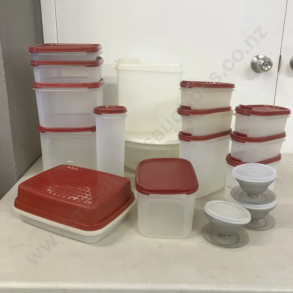 Box Lot Assorted Tupperware With Lids Image 1++