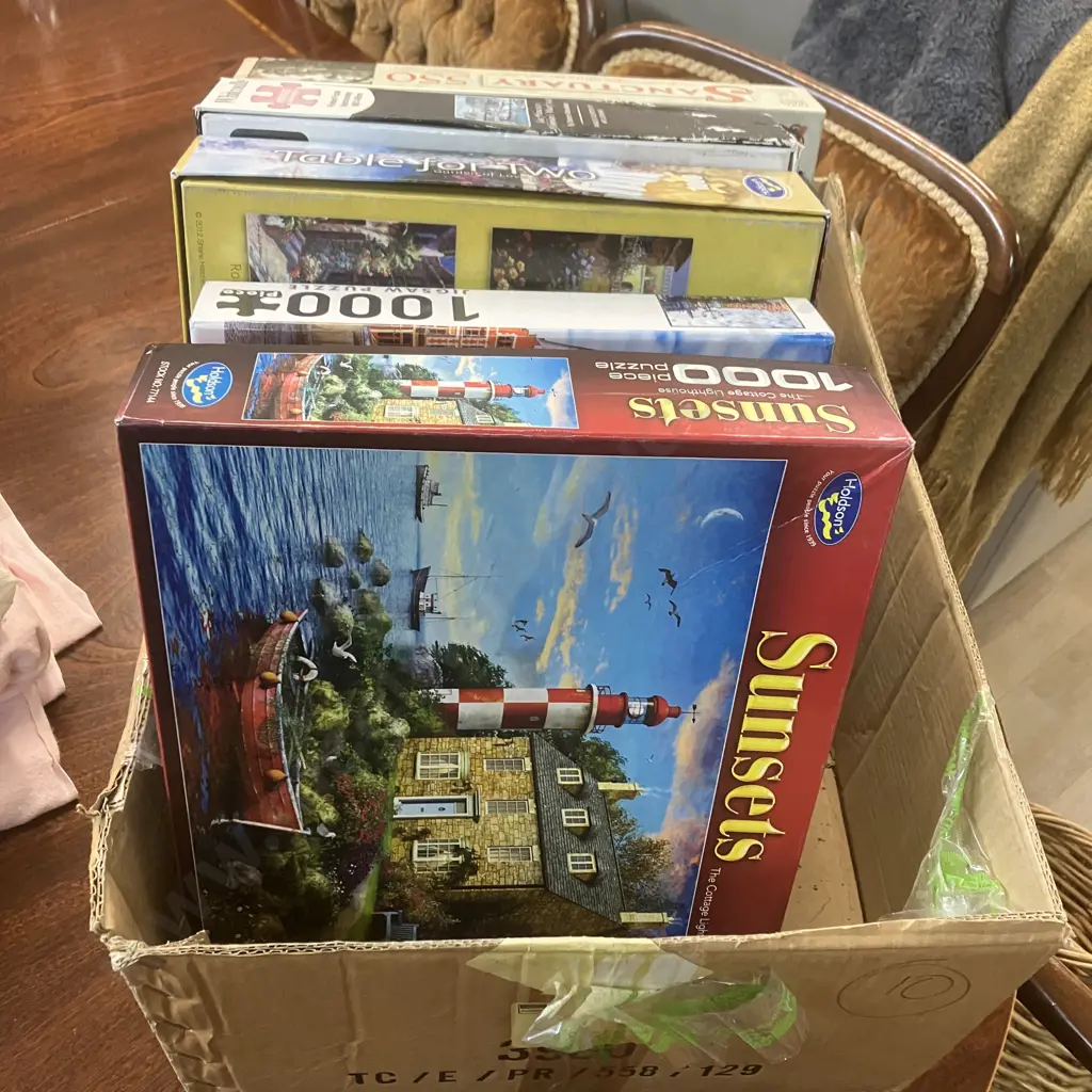 Box Lot Assorted Jigsaw Puzzles Image 1++