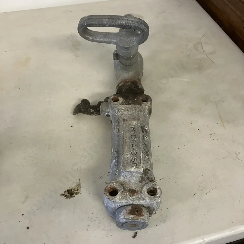 Trojan Override Hydraulic Trailer Coupling - 2000kg Image 1++
