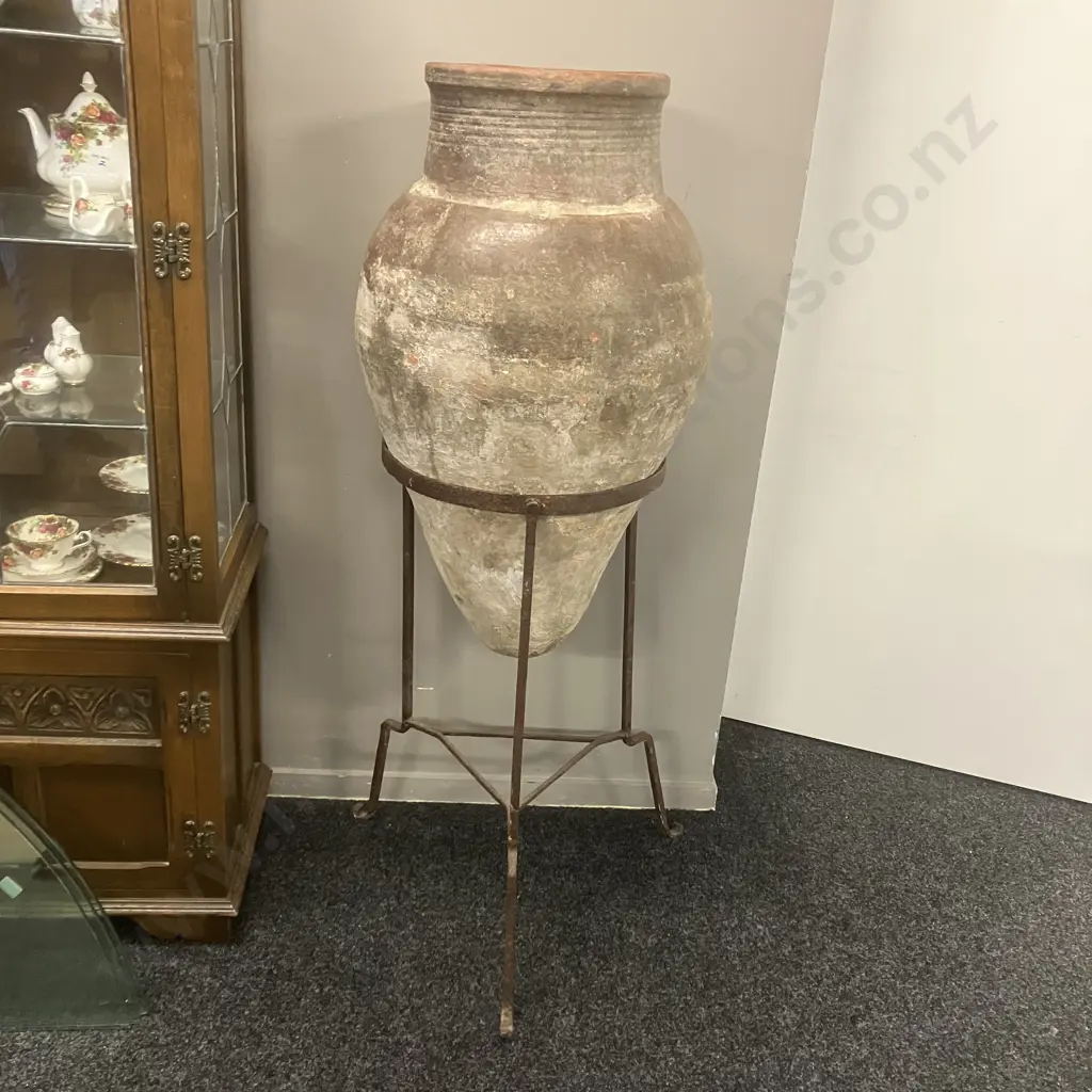 Antique Egyptian Water Storage Pot With Metal Stand. H130cm Image 1++