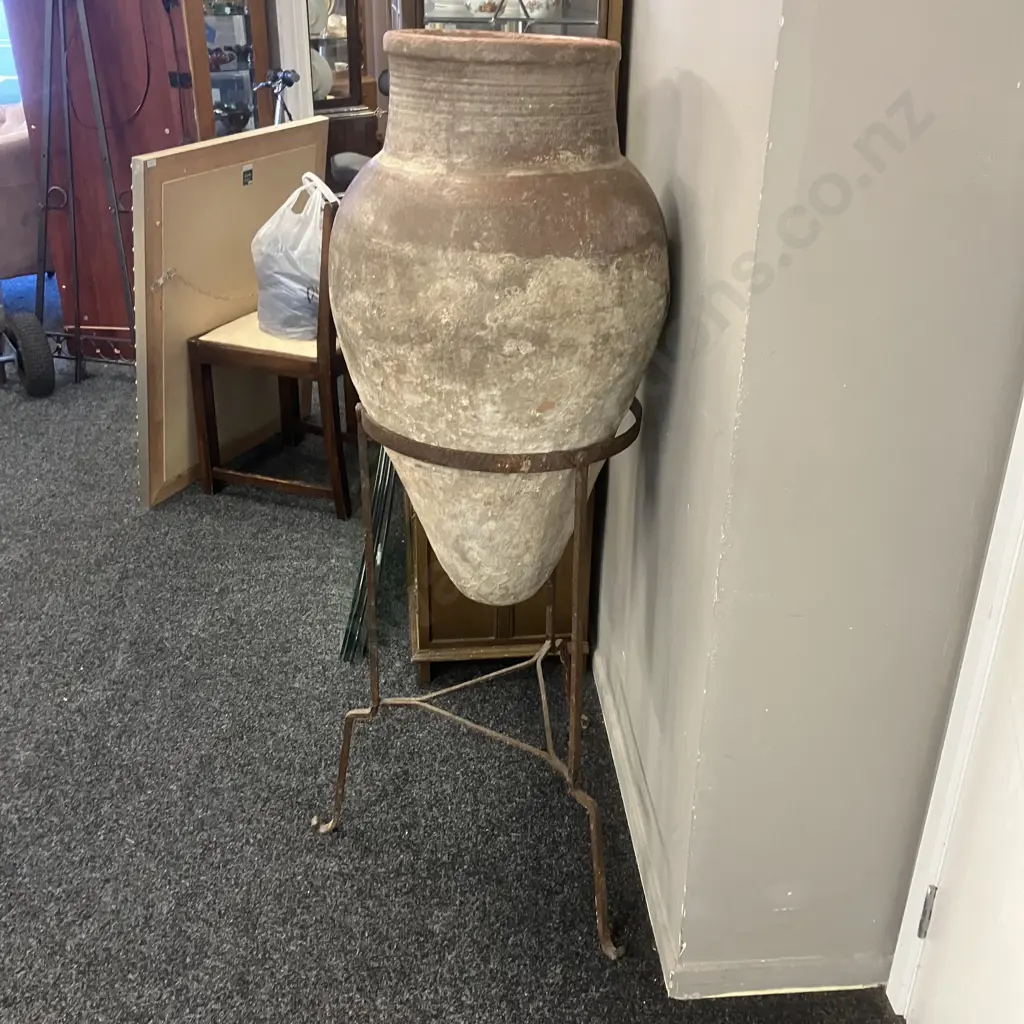Antique Egyptian Water Storage Pot With Metal Stand. H130cm Image 1++