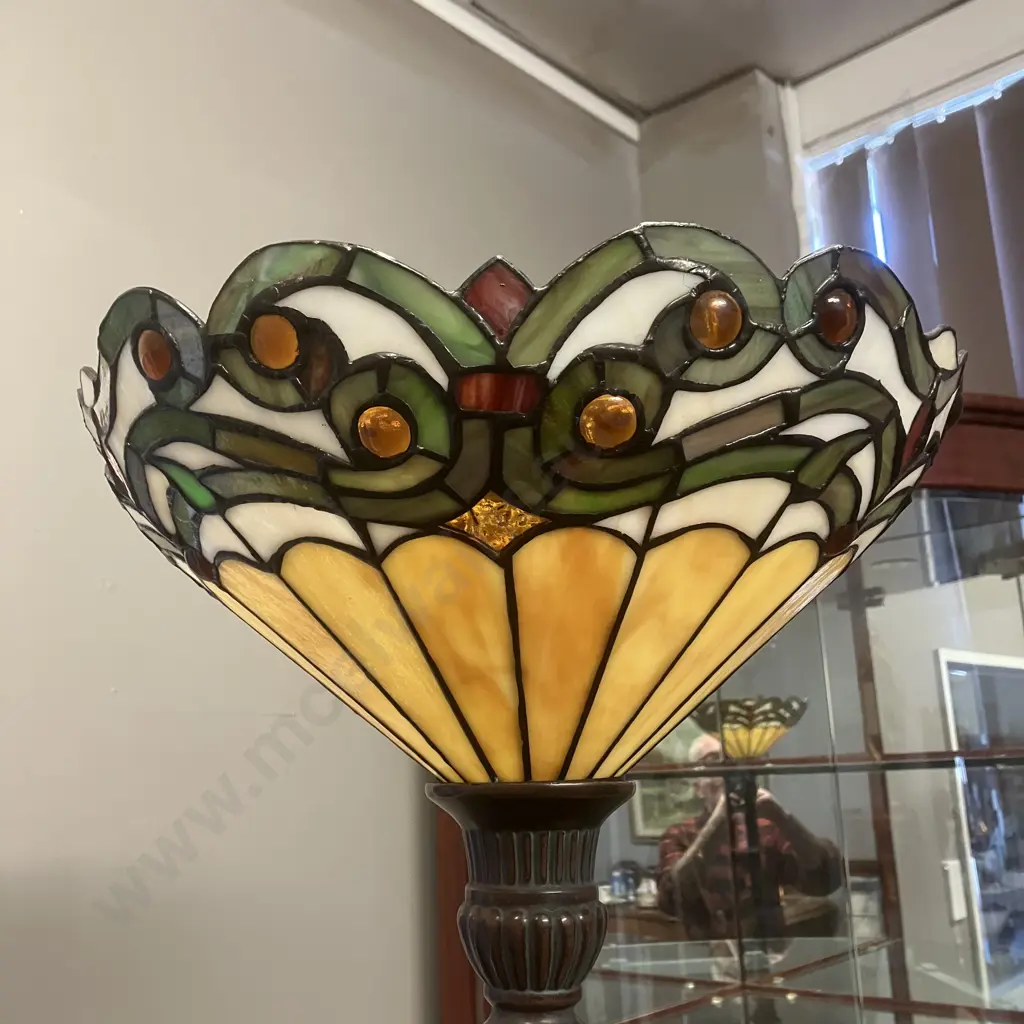 Antique Style Floor Lamp With Stained Glass Leadlight Shade. H1.78cm Image 1++