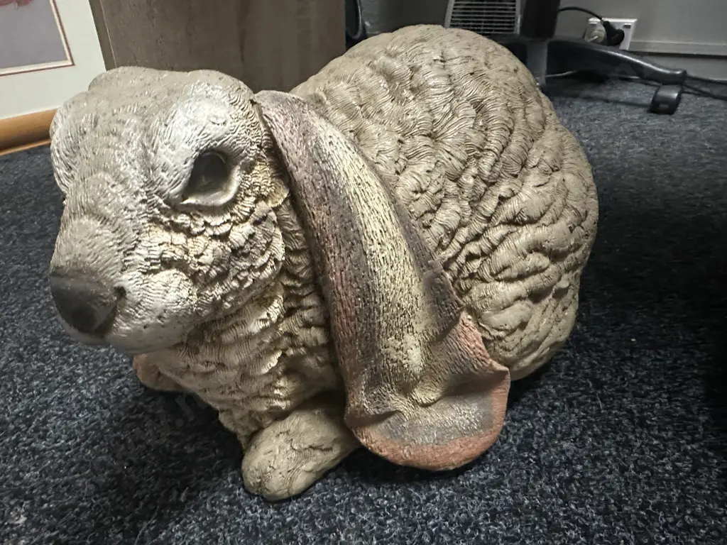 Home Decor Concrete Rabbit Figurine H22,W40cm. Image 1++