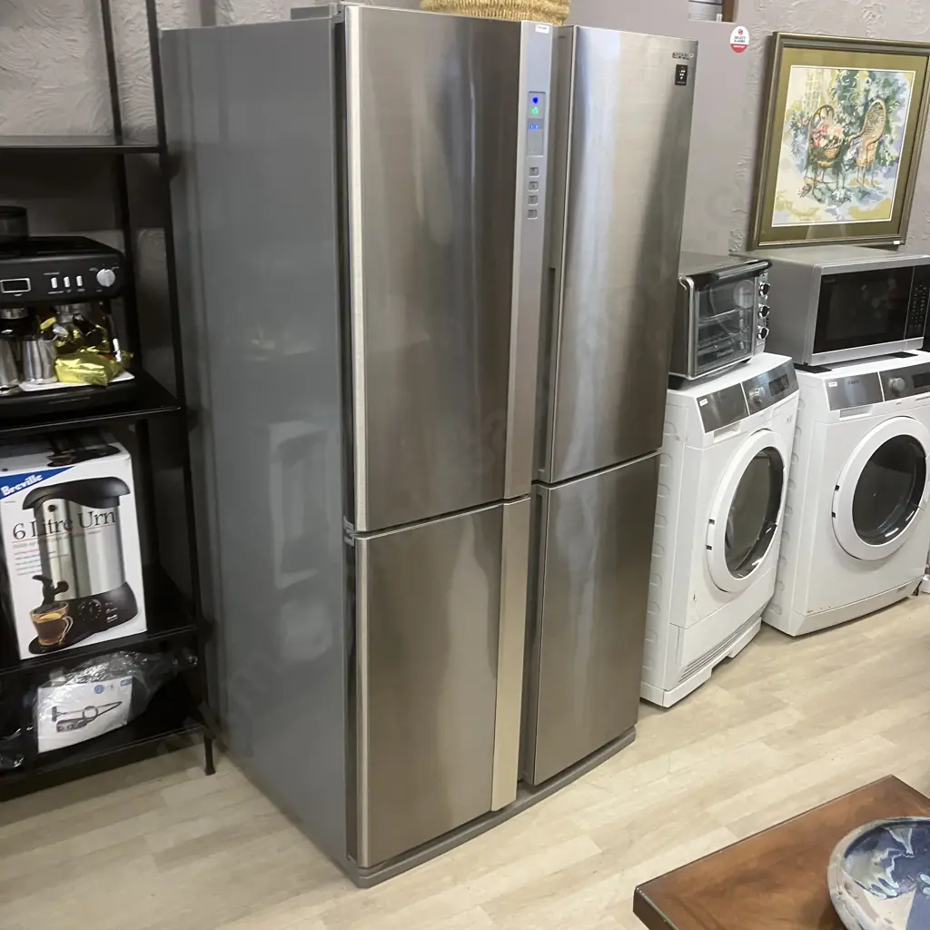 Sharp 624L French Door Fridge Freezer Stainless Steel, SJ-FP624V-SL Image 1++