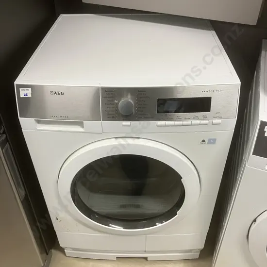 AEG 8kg ProTex Series 8 Condenser Dryer T862801C