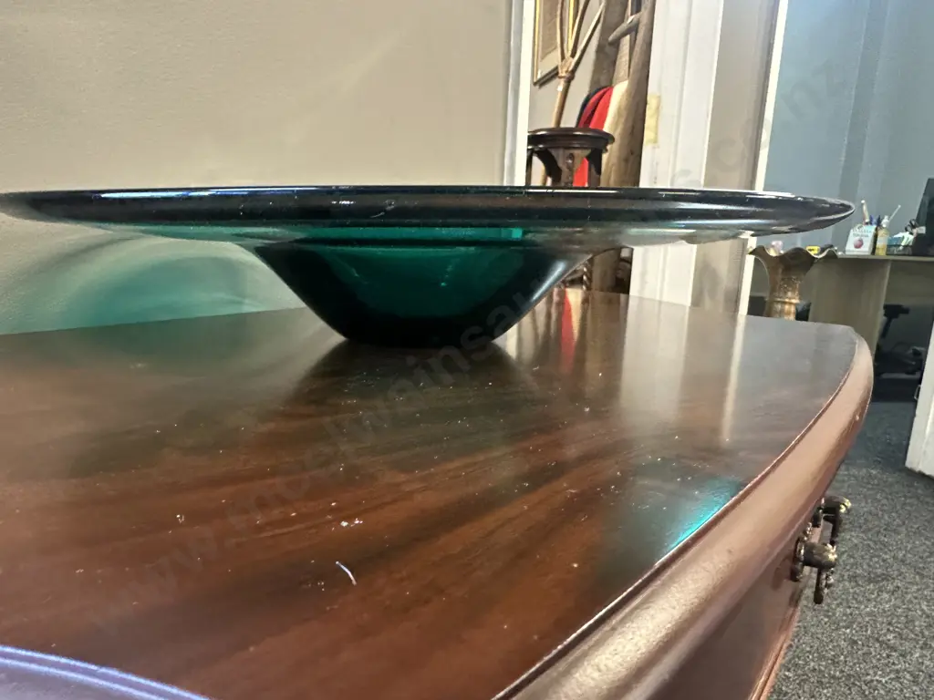Art Glass Green Console Bowl H7,Dia40cm. Image 1++
