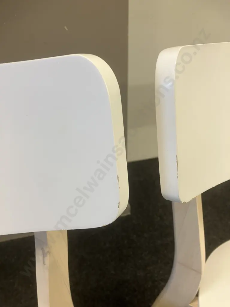 Small White Dining Table With 2 Chairs Image 1++