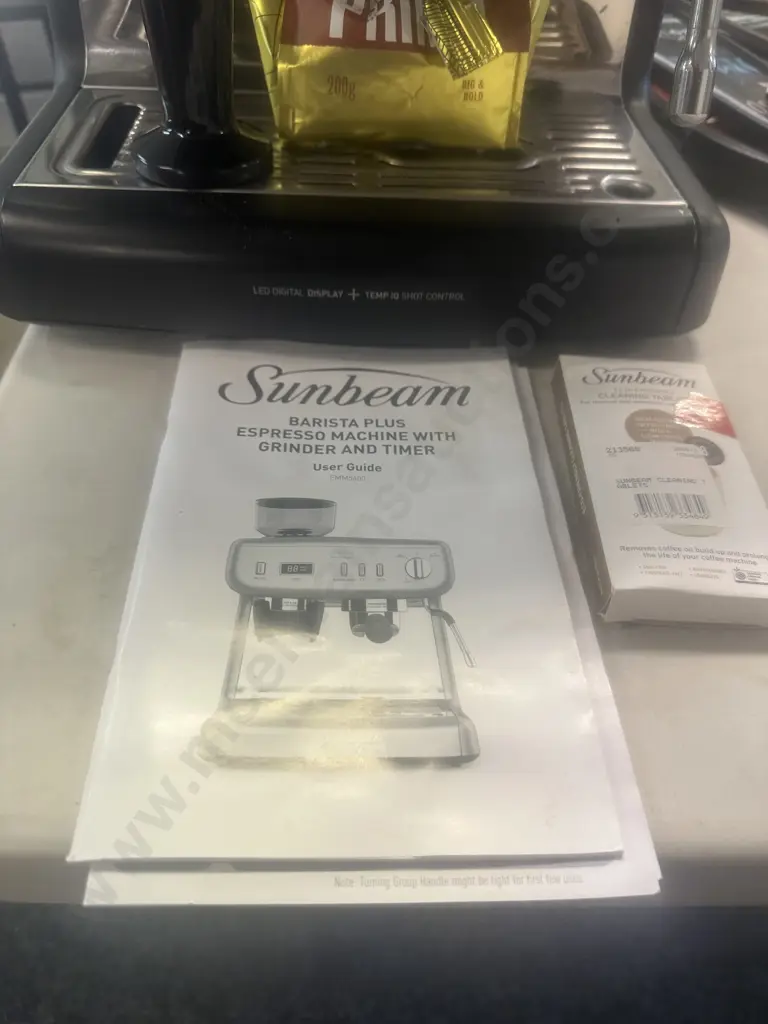 Sunbeam Barrista Plus Espresso Machine With Grinder & Timer Image 1++