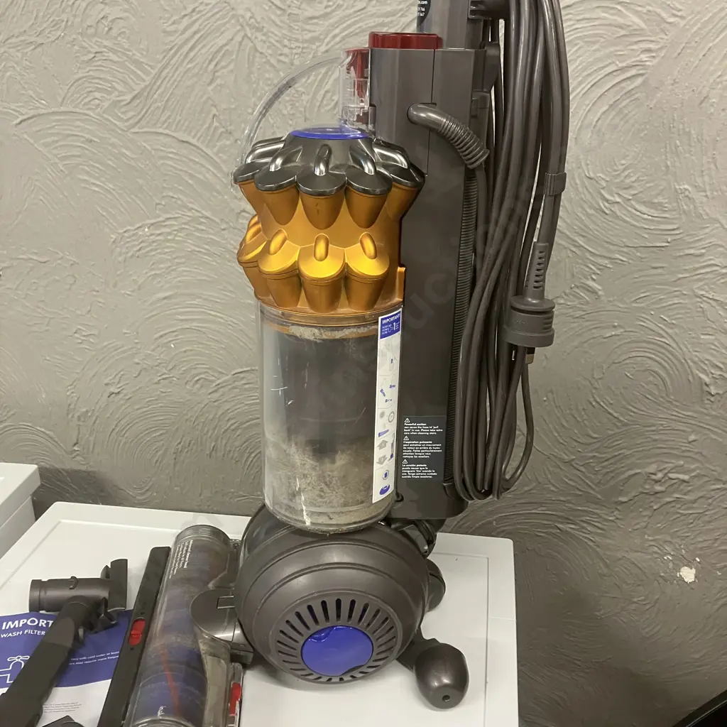 Dyson UP15 Smallball Upright Vacuum Image 1++