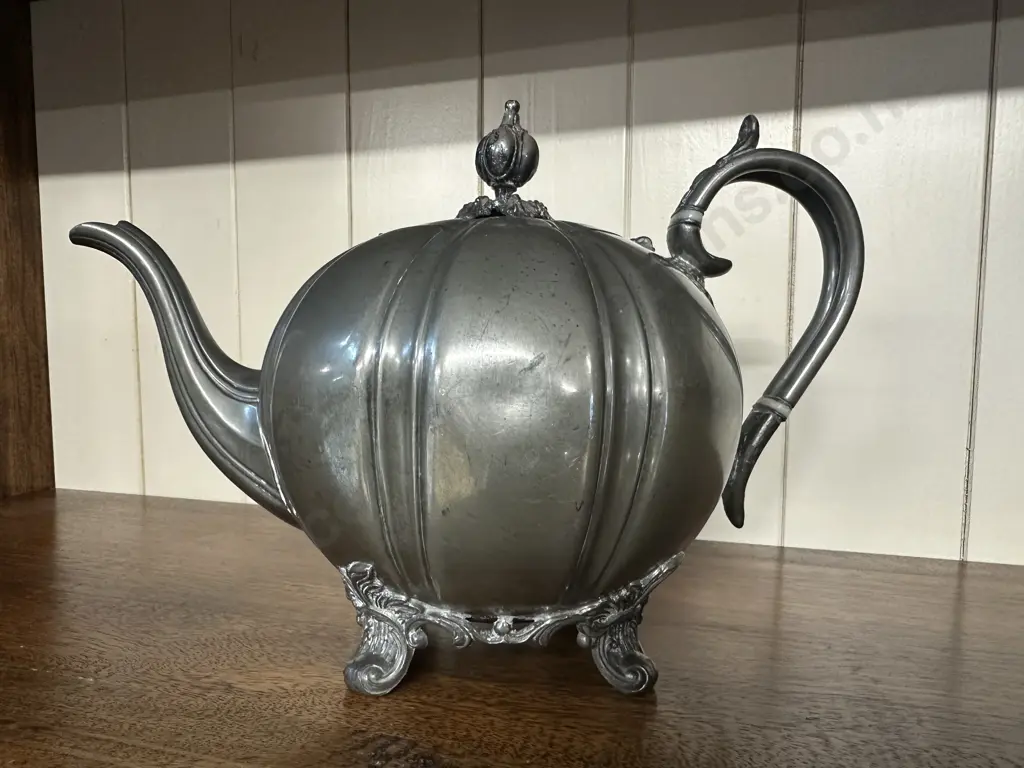 Teapot - Victorian Sheffield Melon Shape James Dixon & Sons 2621 Image 1++