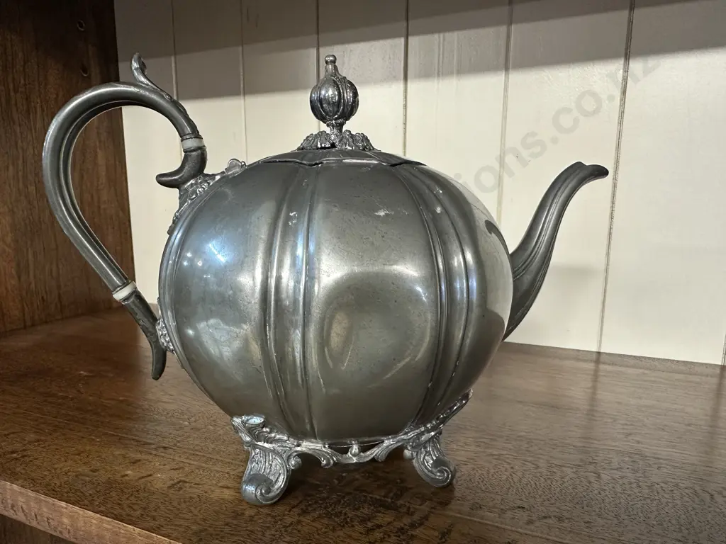 Teapot - Victorian Sheffield Melon Shape James Dixon & Sons 2621 Image 1++