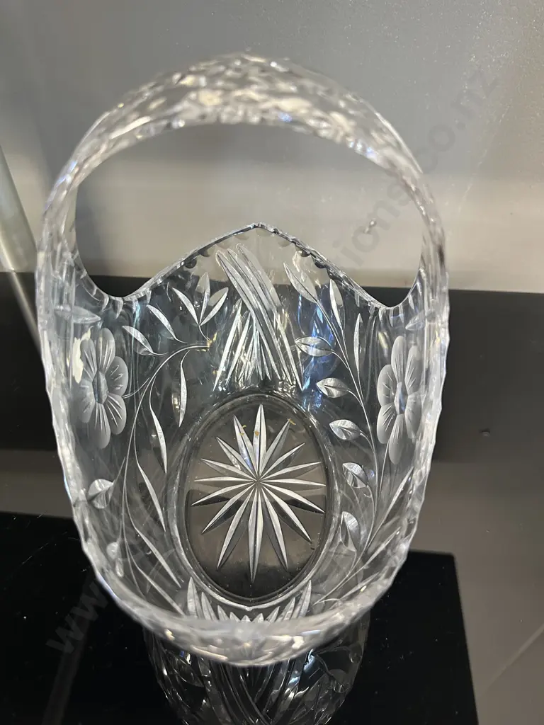 Vintage Crystal Basket H21cm. Image 1++