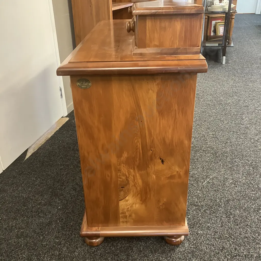 Woodpeckers Solid NZ Rimu 9 Drawer Dressing Table, Adjustable Mirror, Badged. H180 W125 D46cm Image 1++
